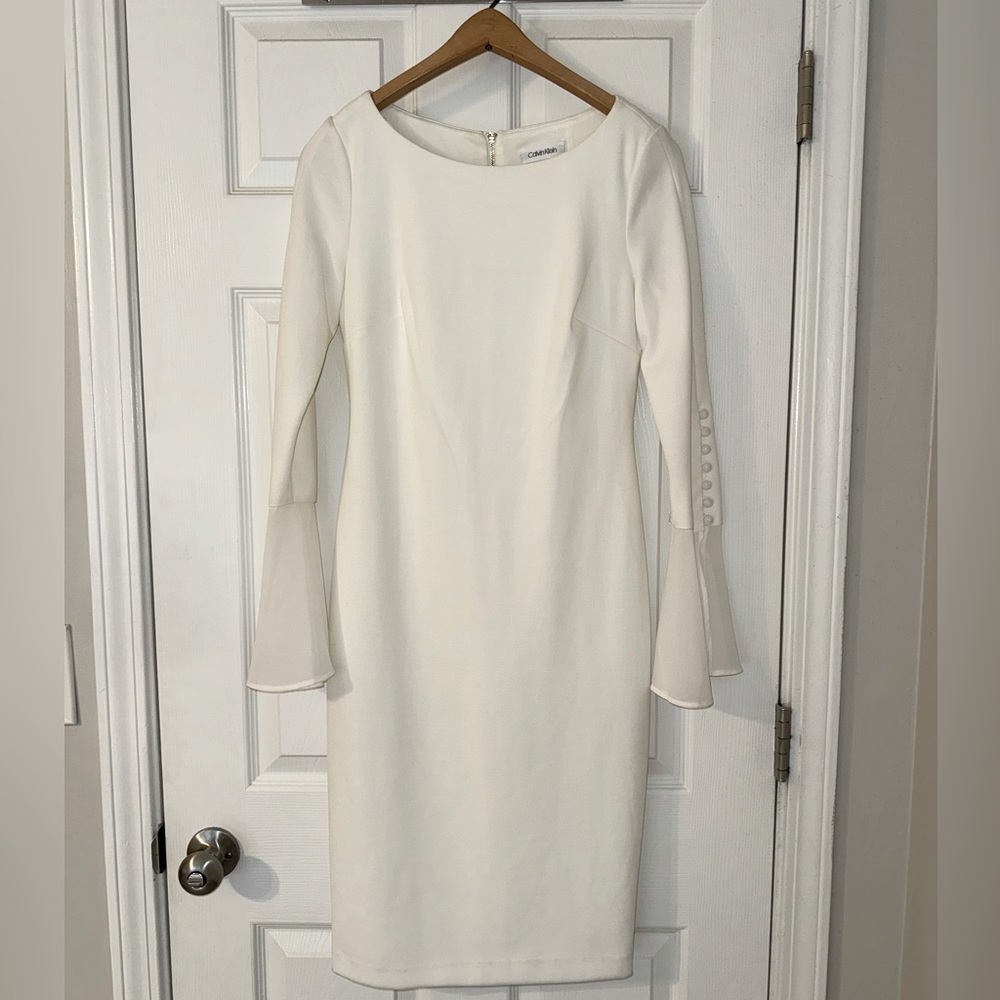 CALVIN KLEIN: Chiffon-Bell-Sleeve Sheath Dress (Size 4)